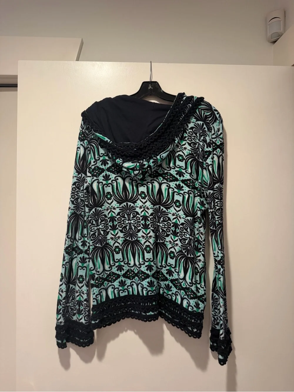 Tory Burch Black and Mint Patterned V-Neck Hoodie Top